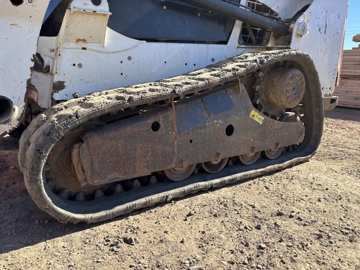 2013-bobcat-t550-image-17
