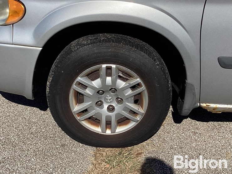 2005-dodge-grand-caravan-sport-image-18