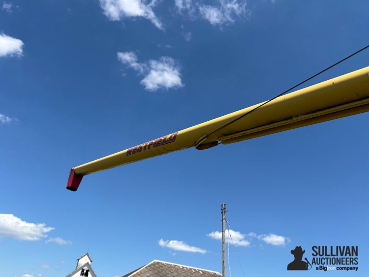 westfield-mk80-61-8"x61'-swing-away-auger-image-20