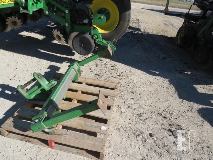 2012-john-deere-1770nt-image-28