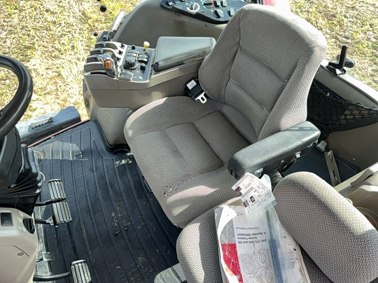 case-ih-magnum-335-image-69