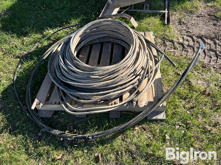 pallet-of-insulated-overhead-wire-image-3