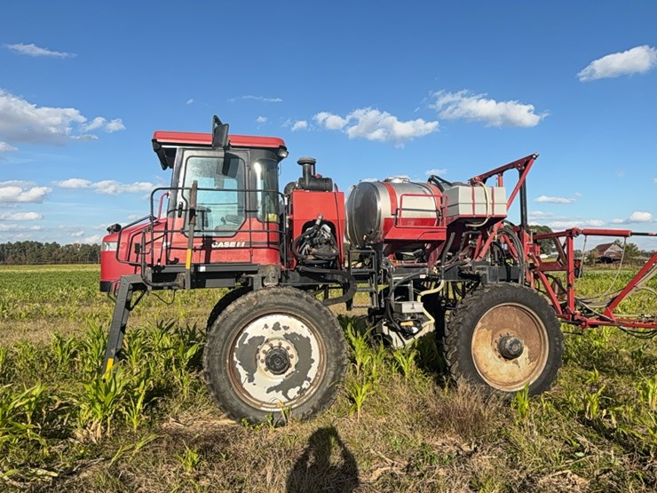 case-ih-3185-patriot-sprayer-image-128