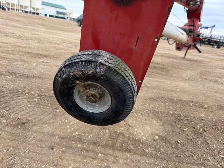 feterl-w1292-auger-image-22