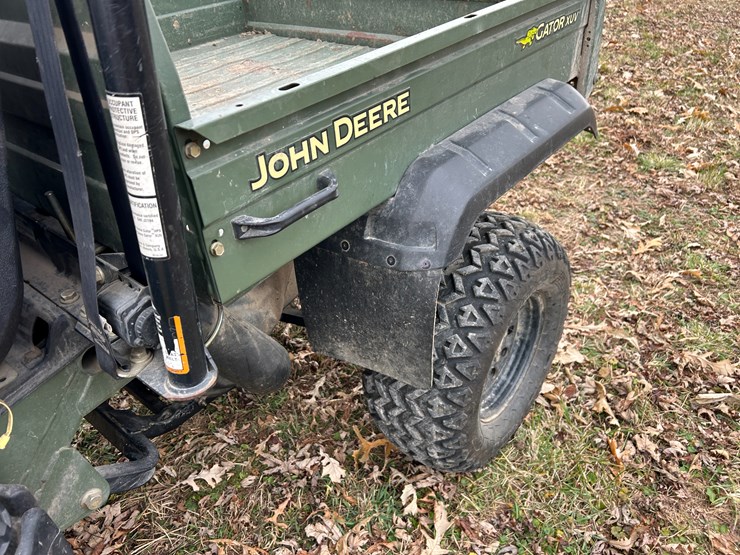 john-deere-gator-image-16