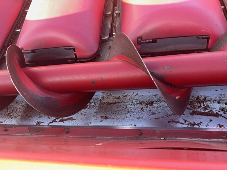 2011-case-ih-3412-image-17