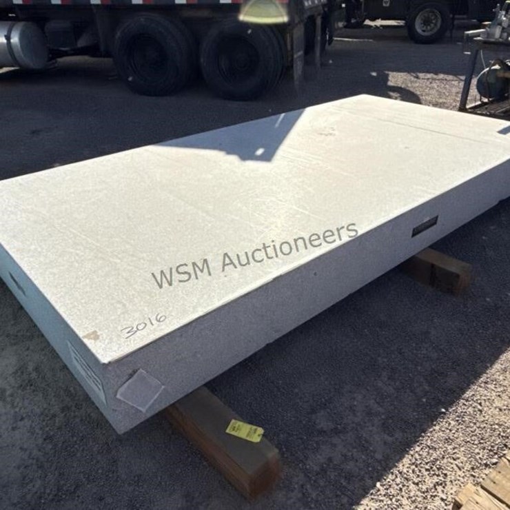 LARGE STANDRIDGE GRANITE WORK SURFACE