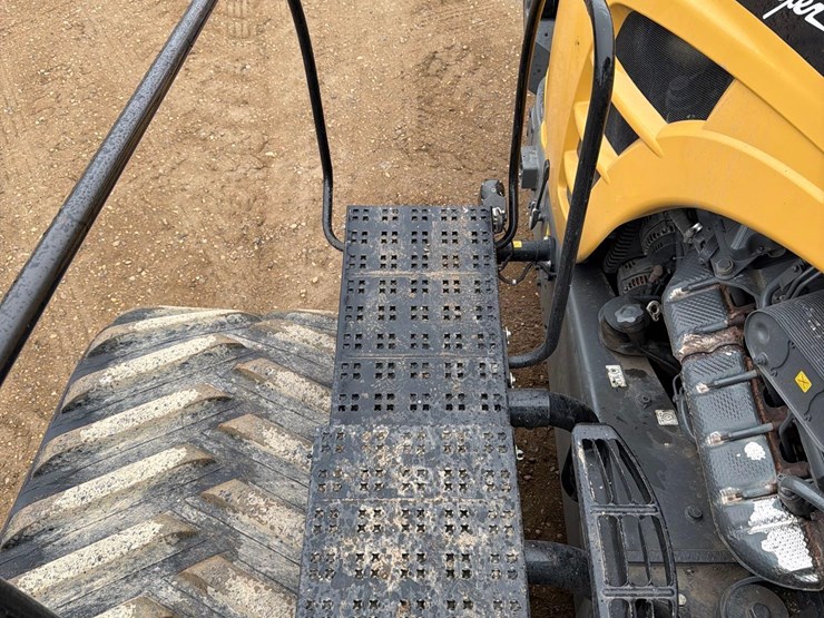 2016-challenger-mt875e-image-24