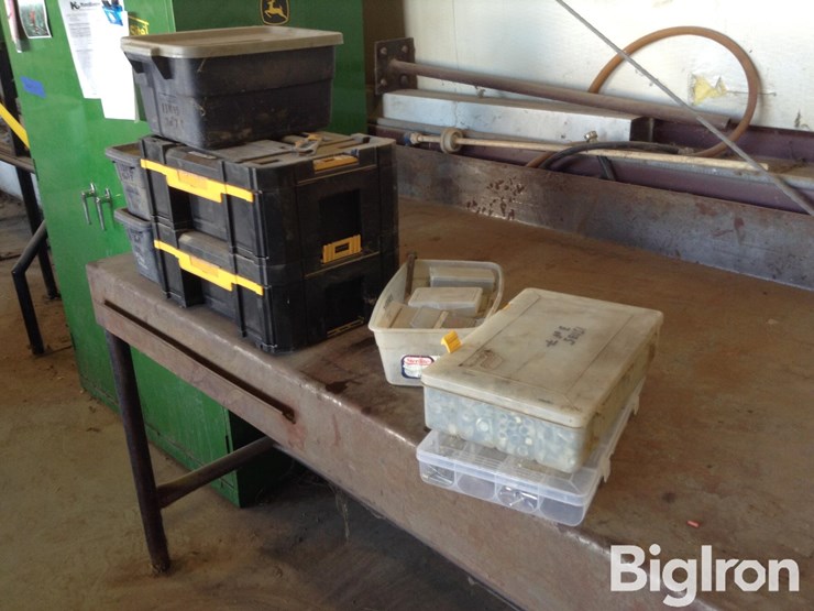 farm-&-construction-fasteners-image-2