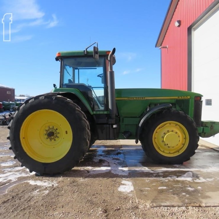 1996 JOHN DEERE 8300
