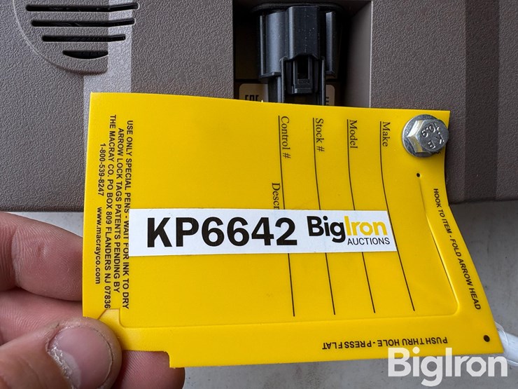 2008-john-deere-10-image-11