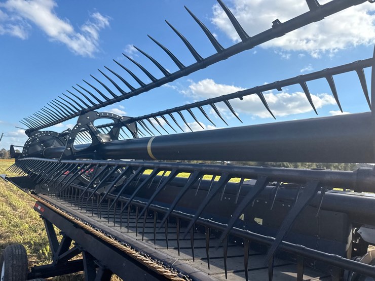 2014-macdon-40-foot-flex-draper-head----header-cart-not-included-image-68