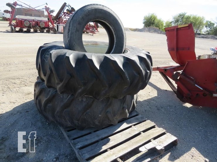 duals-with-hubs-for-1466-ih-image-3