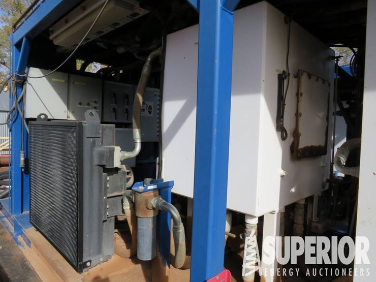 2010-caterpillar-c15-image-7