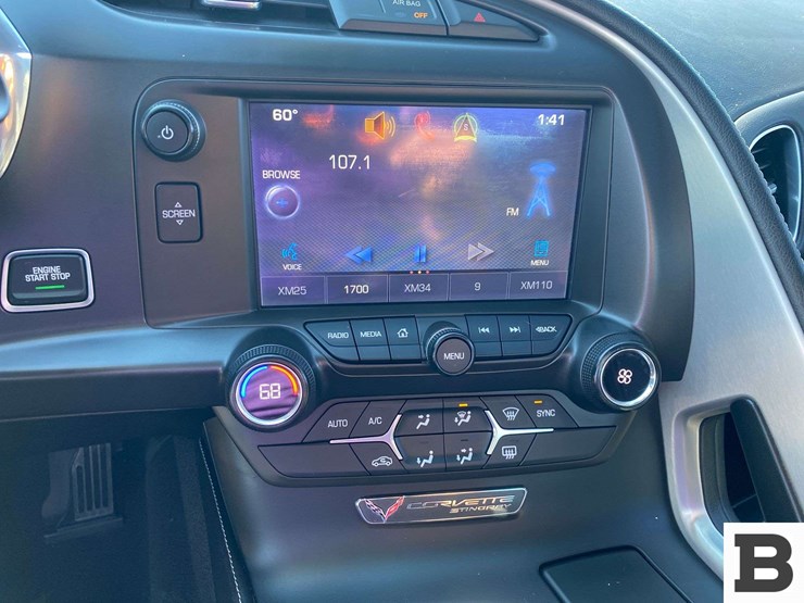 2014-chevrolet-corvette-stingray-coupe-image-16