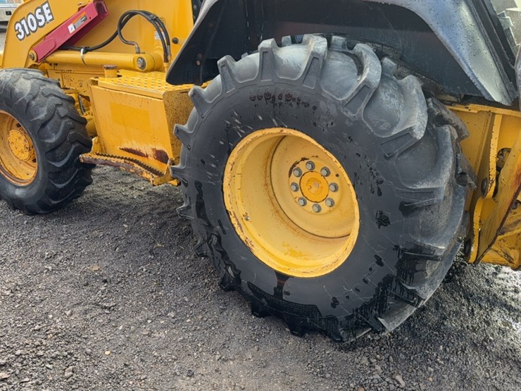 deere-310se-image-13