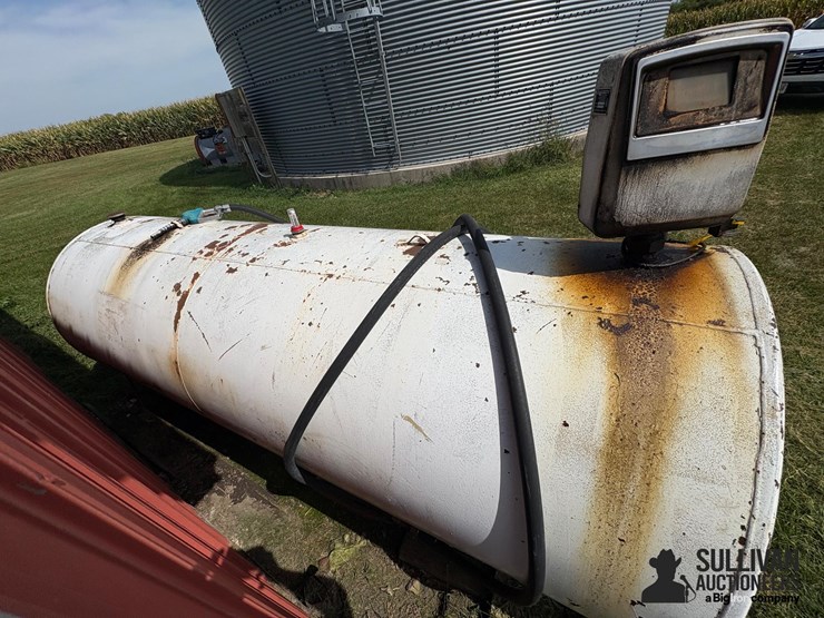 1,000-gal-fuel-tank-w/electric-pump-image-4