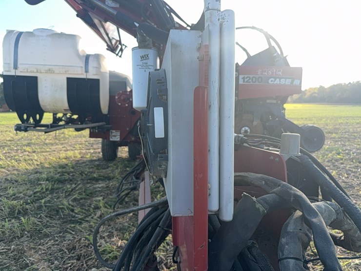 case-ih-1200-image-16