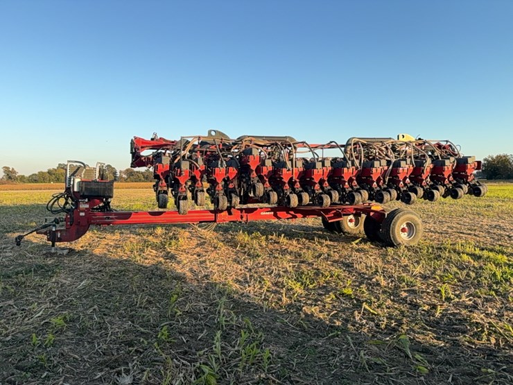 case-ih-1240-image-26