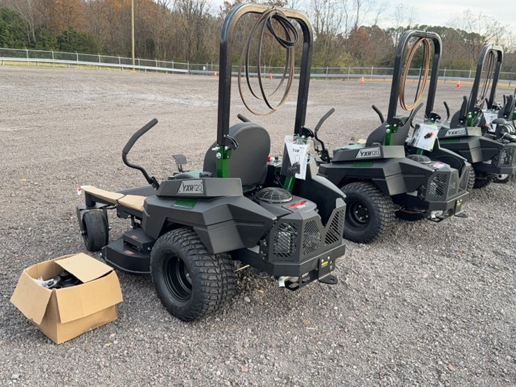 #3081-•-yakta-yxr-120-zero-turn-lawn-mower-image-10