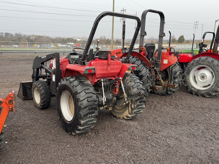 mahindra-2615-image-8