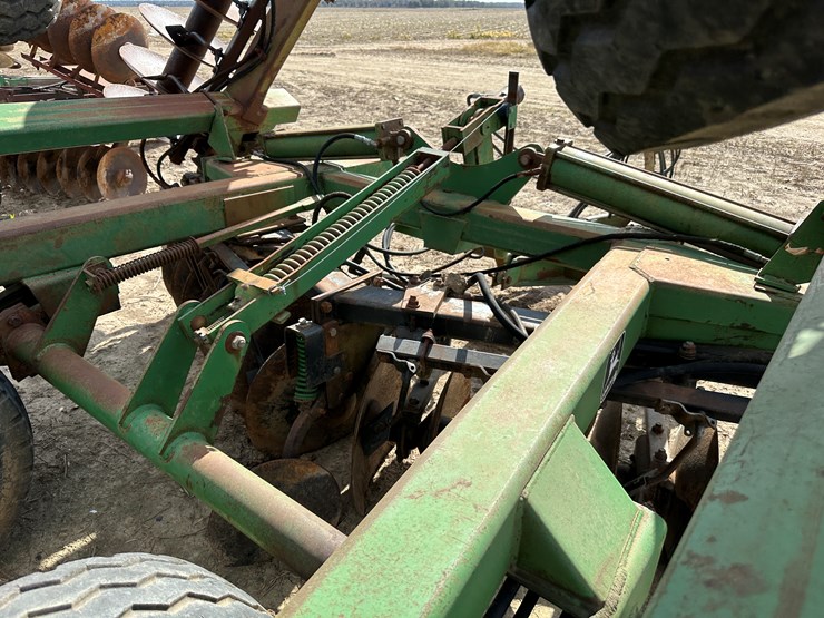 john-deere-635-image-53