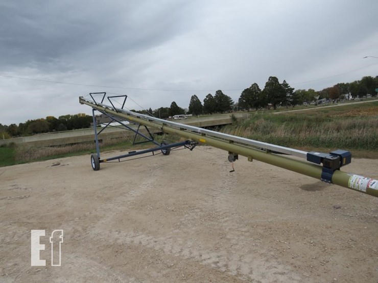 harvest-international-t862-image-1