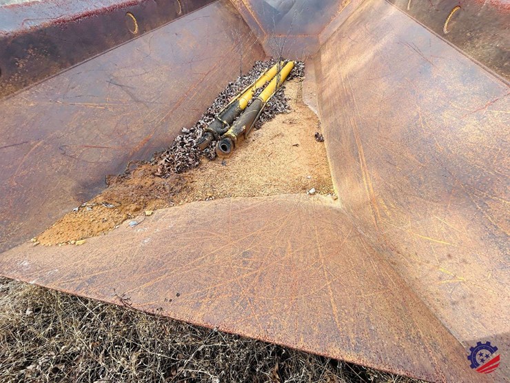 caterpillar-725c-image-27