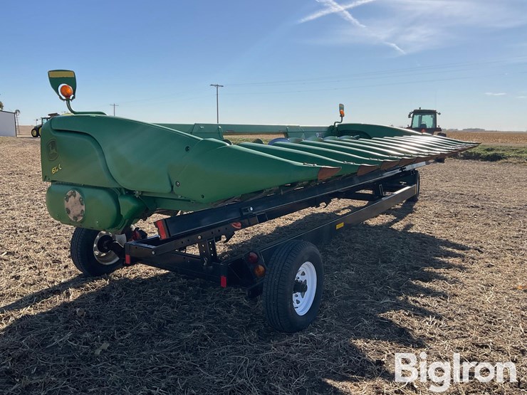 2010-john-deere-612c-image-3