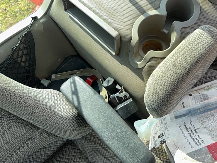 case-ih-magnum-335-image-68