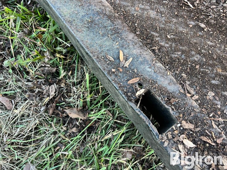 16'-steel-flatbed-image-16