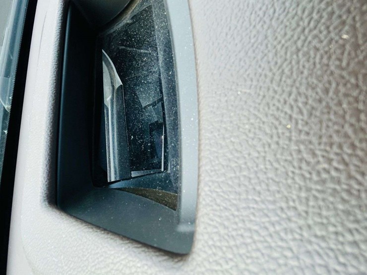 2018-gmc-yukon-denali-image-89