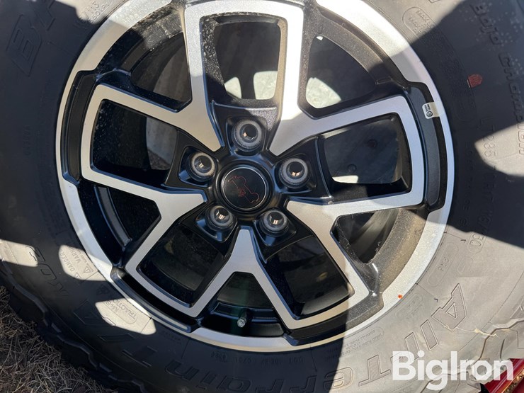 2024-bf-goodrich-285/70r17-tires-&-rims-&-suspension-image-13