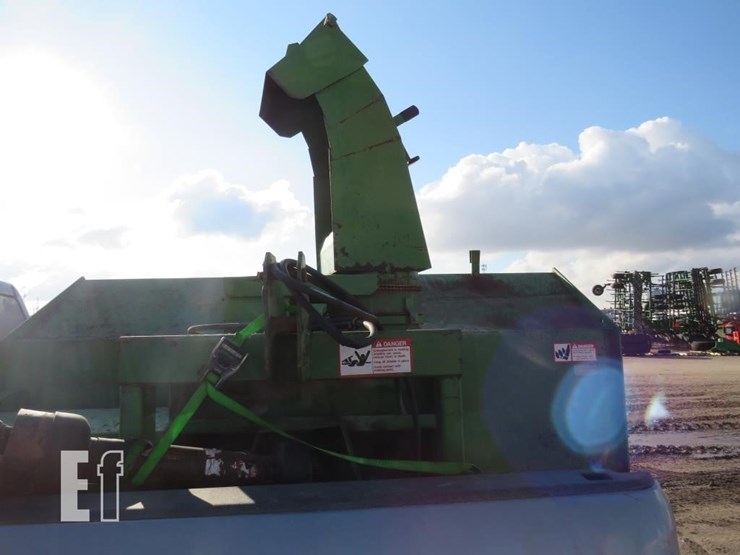 john-deere-686-image-2