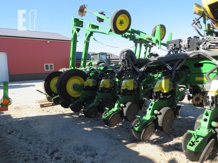2012-john-deere-1770nt-image-22