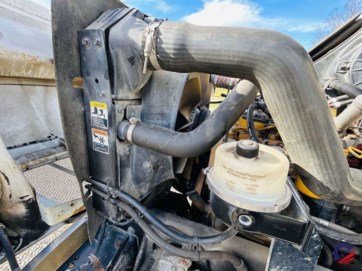 2007-peterbilt-340-image-143