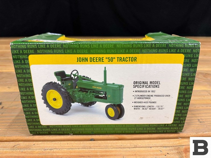 ertl-die-cast-replica-john-deere-"50"-tractor-1:16-scale-image-4