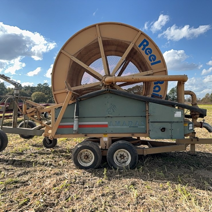 Amadas 2400L Reel Rain  with MH 30 gun stand and Nelson big gun ￼