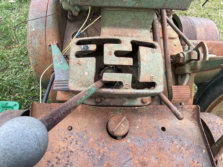 john-deere-620-image-30