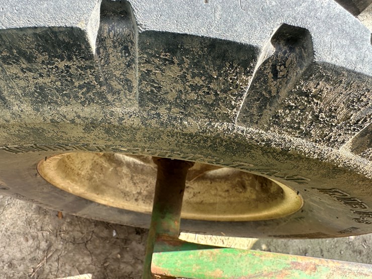 john-deere-635-image-15