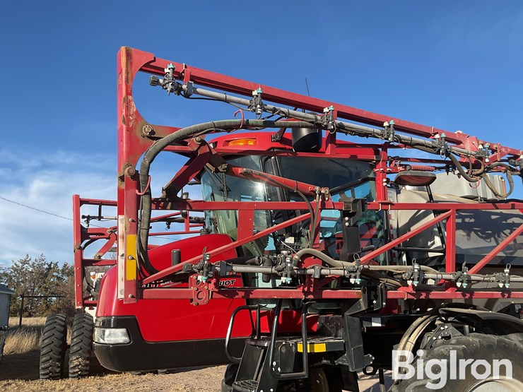 2010-case-ih-patriot-4420-image-13