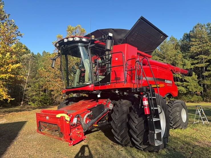 2018-case-ih-8240-image-1