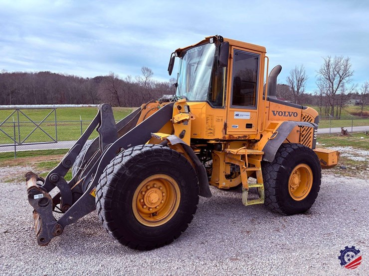 2004-volvo-l60e-image-1