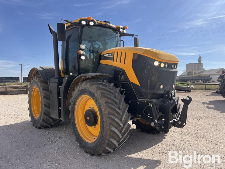 2021-jcb-fastrac-8330-image-3