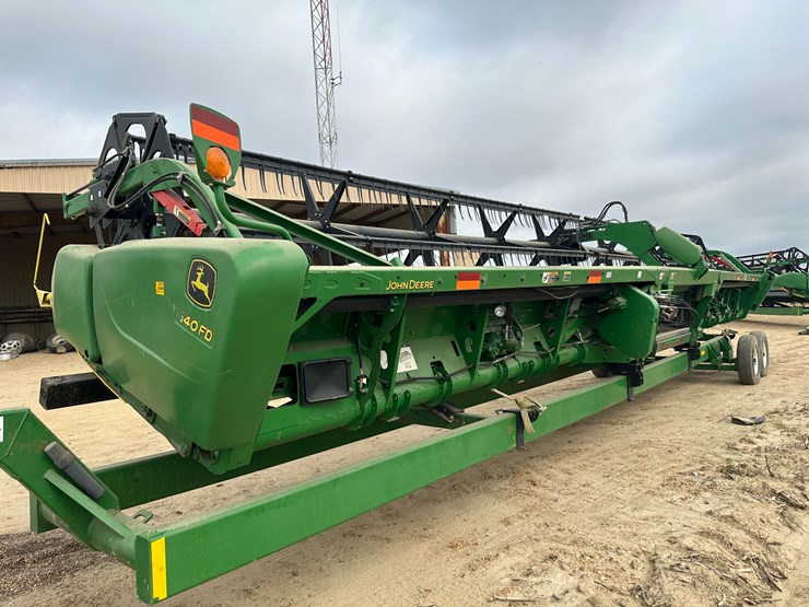 2015-john-deere-640fd-image-1