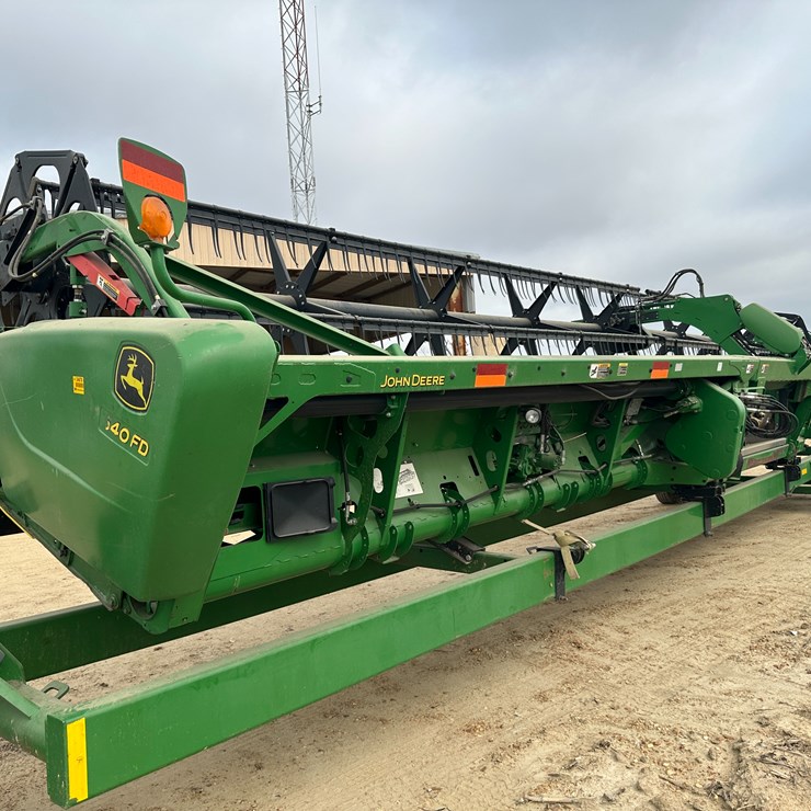 2015 JOHN DEERE 640FD