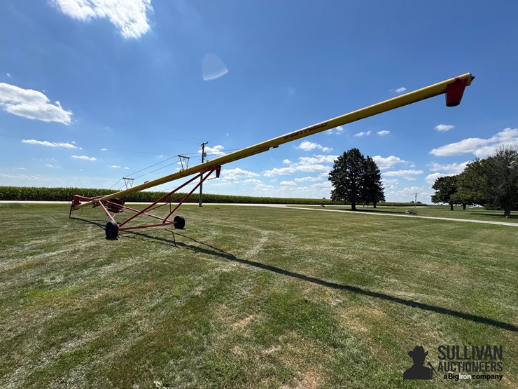 westfield-mk80-61-8"x61'-swing-away-auger-image-7