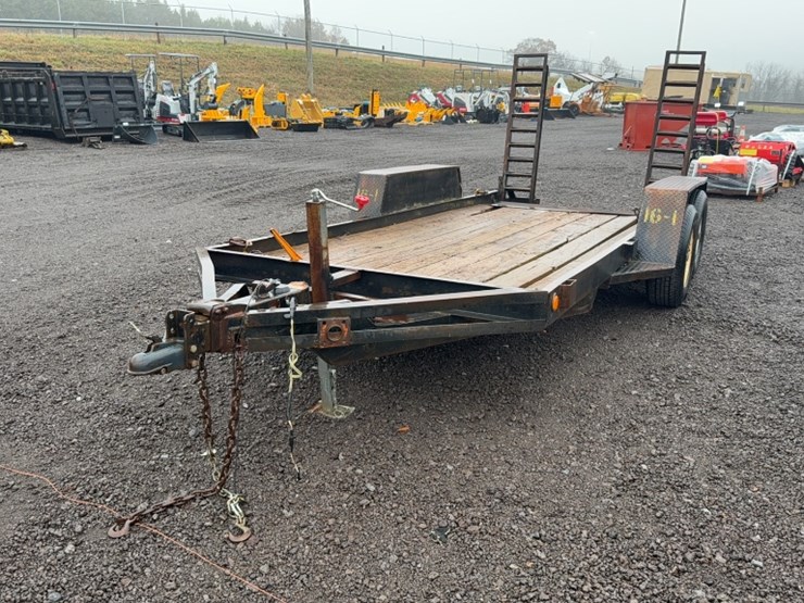 #3066-•-1996-cronkite-16'-bumper-pull-trailer-image-1