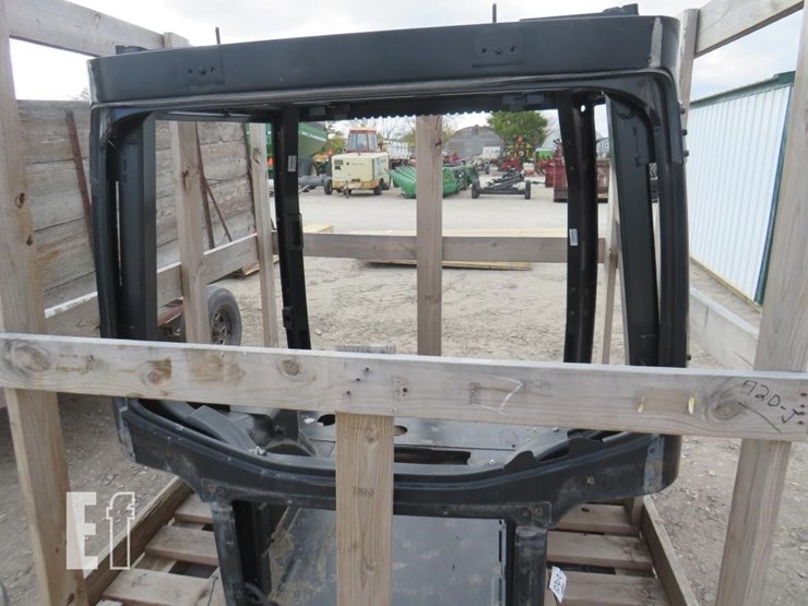 john-deere-8320-image-1