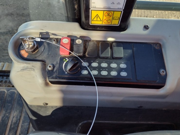 caterpillar-963k-image-10